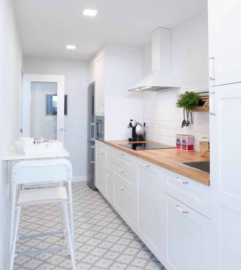 Apartamento De Diseno Centrico Con Terraza Espectacular 산티아고데콤포스텔라 외부 사진