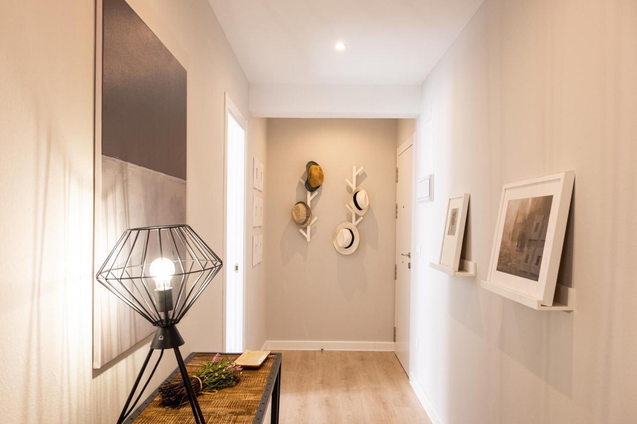 Apartamento De Diseno Centrico Con Terraza Espectacular 산티아고데콤포스텔라 외부 사진