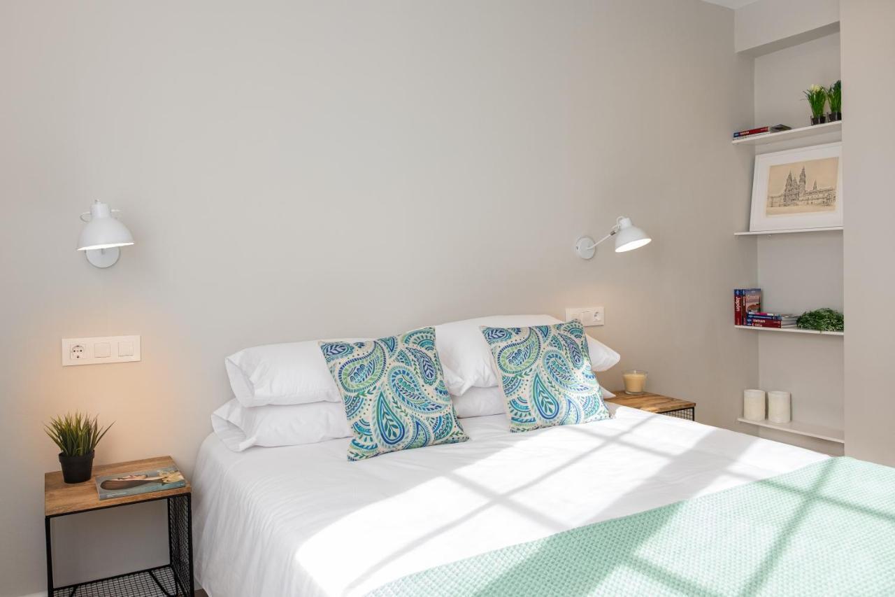 Apartamento De Diseno Centrico Con Terraza Espectacular 산티아고데콤포스텔라 외부 사진