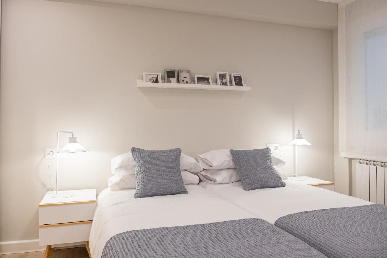 Apartamento De Diseno Centrico Con Terraza Espectacular 산티아고데콤포스텔라 외부 사진